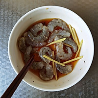 #本周热榜#清爽香菇西蓝花炒虾仁，鲜甜入味，超下饭！的做法图解4