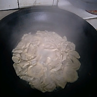 牛肉芹菜陷饺子的做法图解3