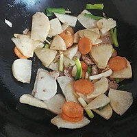 白地瓜炒肉片的做法图解5