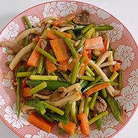 白玉菇炒肉丝的做法图解5