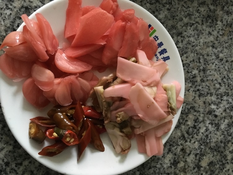 干烧鲫鱼的做法图解2