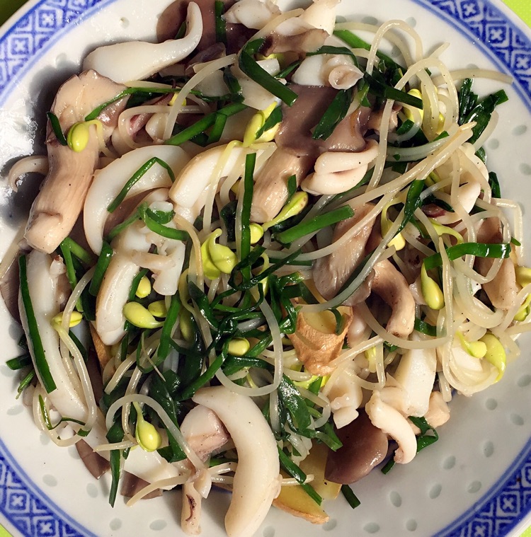 韭菜银丝炒鱿鱼