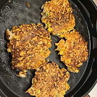 萝卜丝玉米虾仁饼的做法图解9
