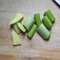 酱炒鸡叉骨的做法图解2