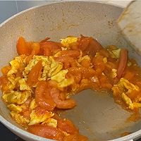 #本周热榜#番茄炒蛋焖饭的做法图解10