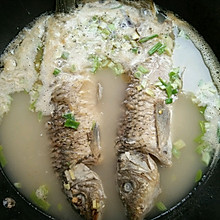 清炖鲤鱼汤