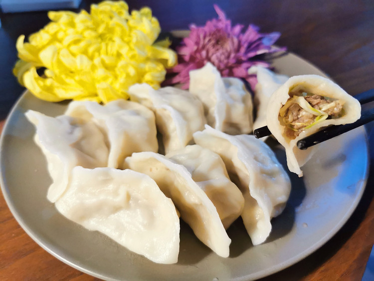 羊肉菊花馅饺子～好吃不上火呦的做法