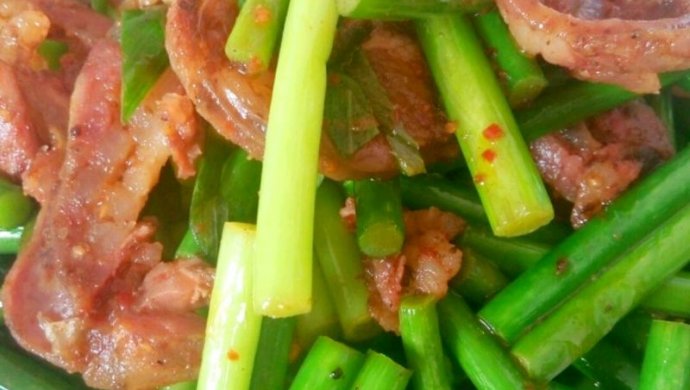 自制腊肉炒蒜苔