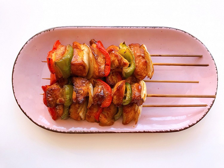 烤箱版彩椒烤鸡肉串，有颜又有料‼️的做法