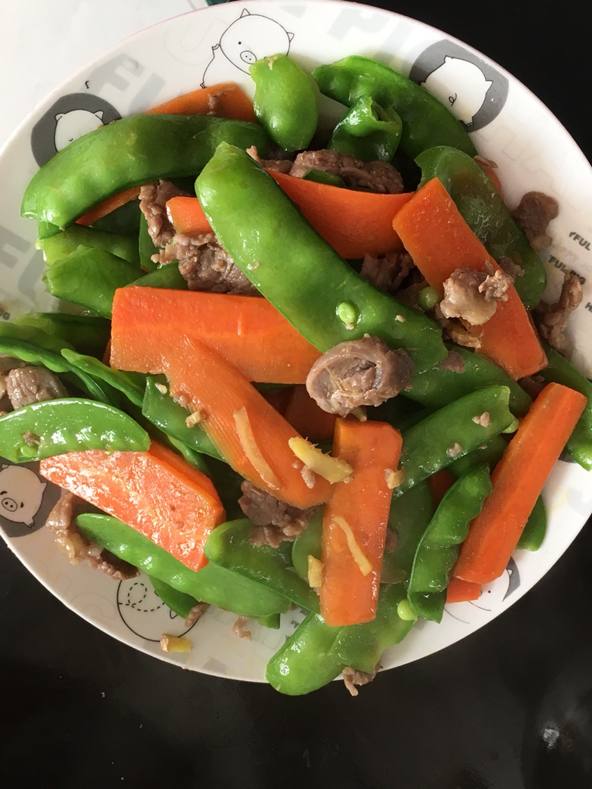 Stir fried beef with peas
