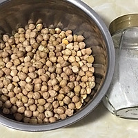 简单易做好吃营养好的鹰嘴豆泥的做法图解1