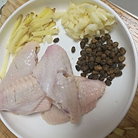 蒜香豆豉蒸鸡翅--简单的快手菜，可以假装自己是大厨的做法图解1
