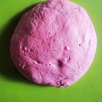 樱花火龙果软欧面包的做法图解1