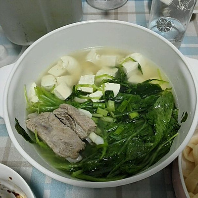 小白菜豆腐排骨汤