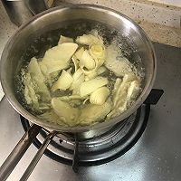 山珍腊味小炒的做法图解2