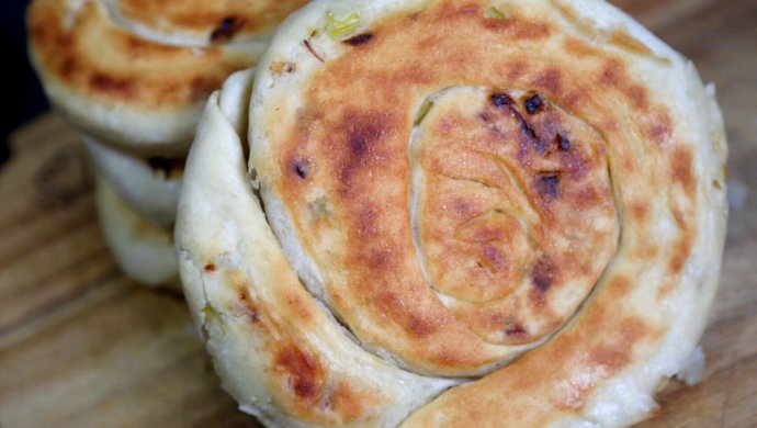 发面葱油饼
