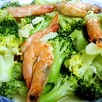 减肥餐——蒜香虾西兰花的做法图解6