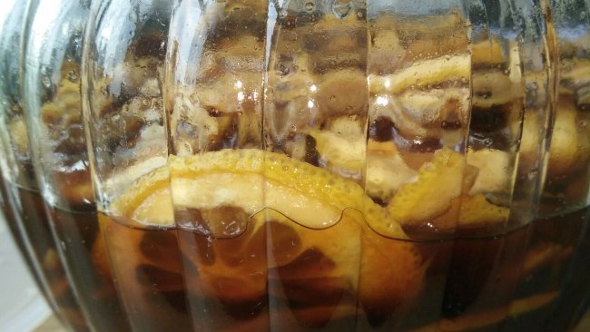 柠檬姜丝红糖水的做法