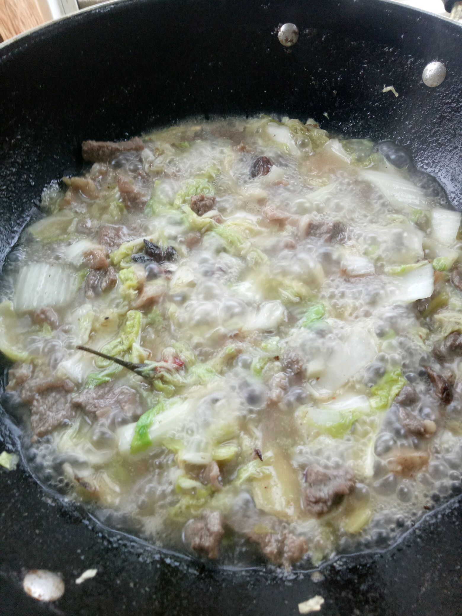 咱苏北人喜欢这样做羊肉家常菜，简单又解馋，烀一大锅被吃个精光_膻味