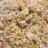 蛋炒饭的做法图解2