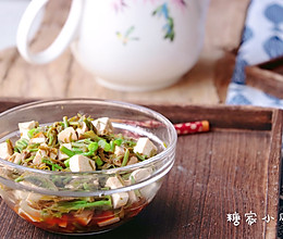 香椿芽拌豆腐的做法