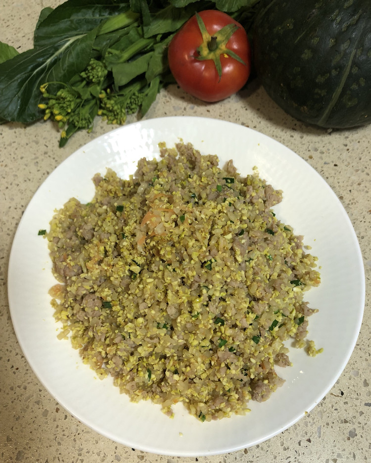 长高的节奏之一：豆芽肉碎的做法