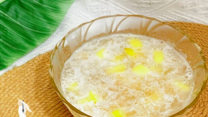 芒果银耳甜汤