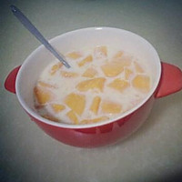 火龙果木瓜蜂蜜牛奶（减肥也能吃上蜜糖味的小甜品）的做法图解2