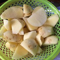 土豆炖牛肉的做法图解4