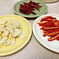 节后刮油解腻小助手～酸酸辣辣腌黄瓜的做法图解3