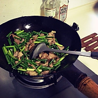 蒜苔炒肉的做法图解4