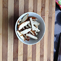 酱香榨菜肉丝毛豆——乌江榨菜的做法图解3