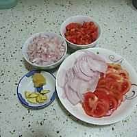 西红柿酸汤滑肉的做法图解2