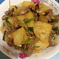 菠萝炒鸭的做法图解1