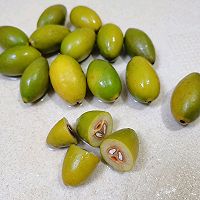 鲍鱼排骨炖橄榄的做法图解3