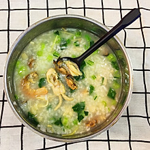 剩米饭的“富贵”转变 海鲜粥