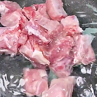 玉米排骨汤清甜营养又健康，做法还很简单的做法图解1