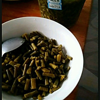 下饭神菜肉末酸豆角的做法图解2