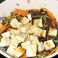 #花式炖煮不停歇#豆腐炒木耳的做法图解5