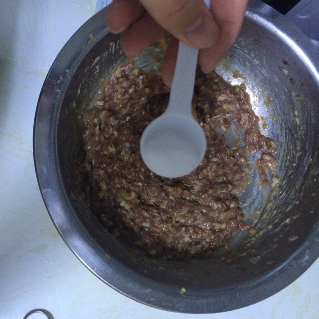 牛肉萝卜蒸饺的做法图解4