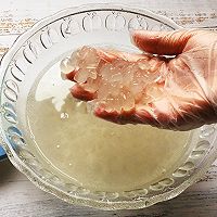 #炎夏消暑就吃「它」#皂角米水果冰盏的做法图解5