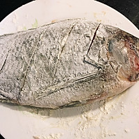 熬出一锅浓白的鱼汤 清炖罗非鱼的做法图解3