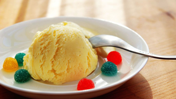 香草奶油冰淇淋