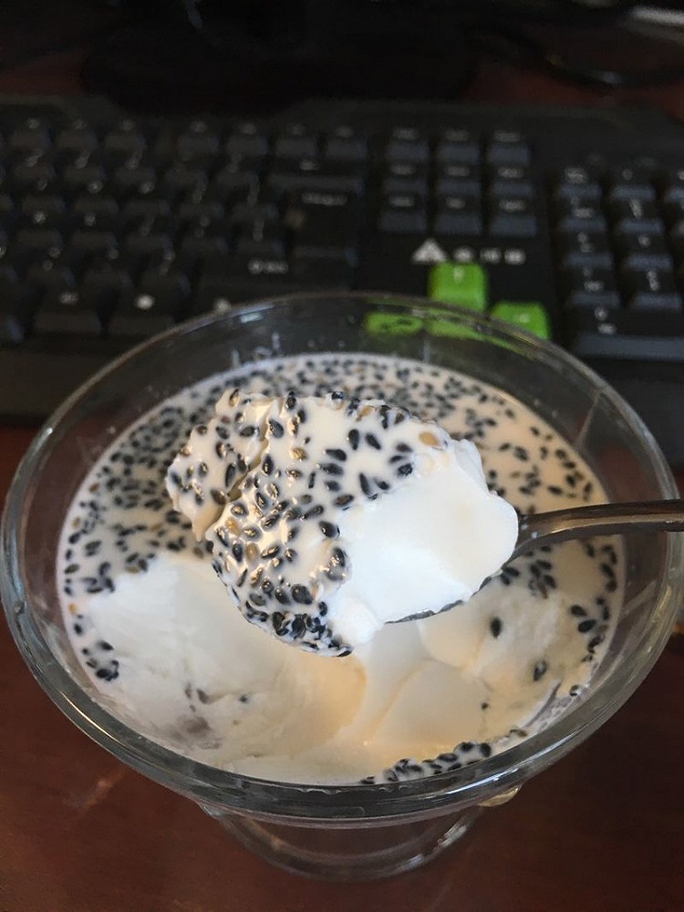 黑芝麻布丁的做法