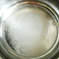 炒红果的做法图解2