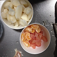 冰糖雪梨柚子饮的做法图解1