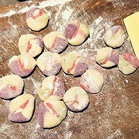 五彩鱼籽虾仁饺的做法图解7