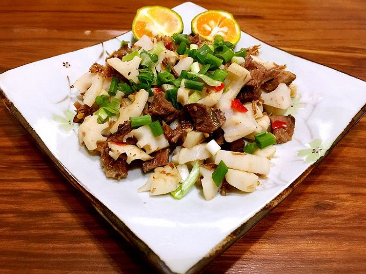 藕炒牛肉的做法