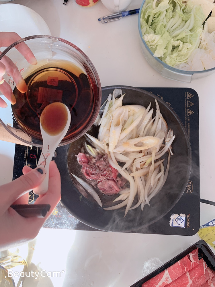新手完美上手寿喜锅，治愈系的做法