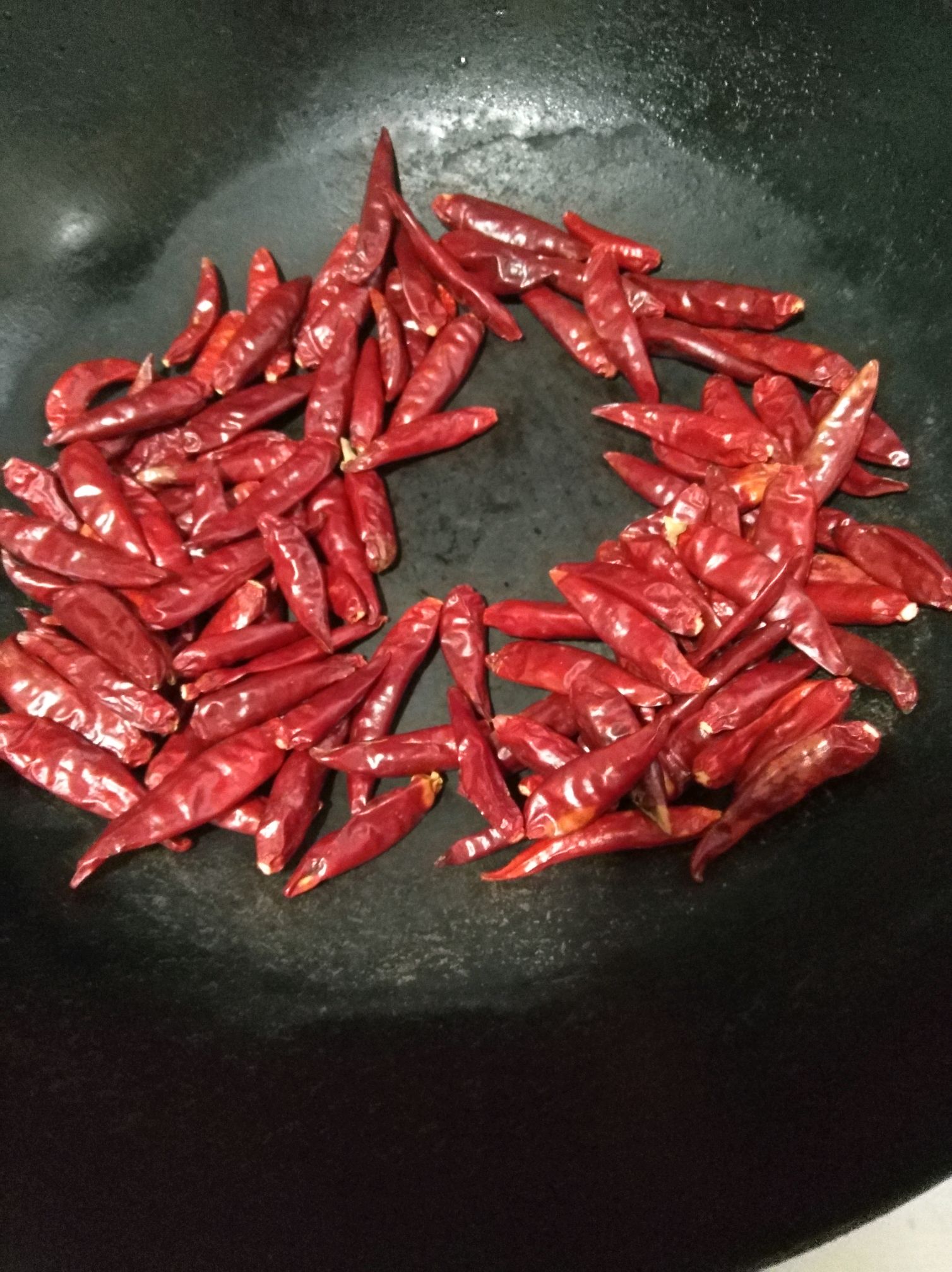 油辣子海椒怎么做_油辣子海椒的做法_豆果美食